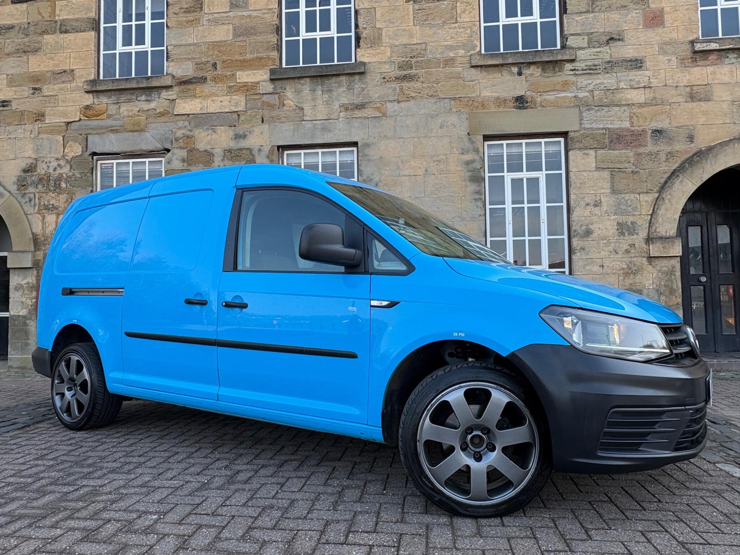 Used Volkswagen Caddy Maxi 2016 for sale - 77983047: Photo 8