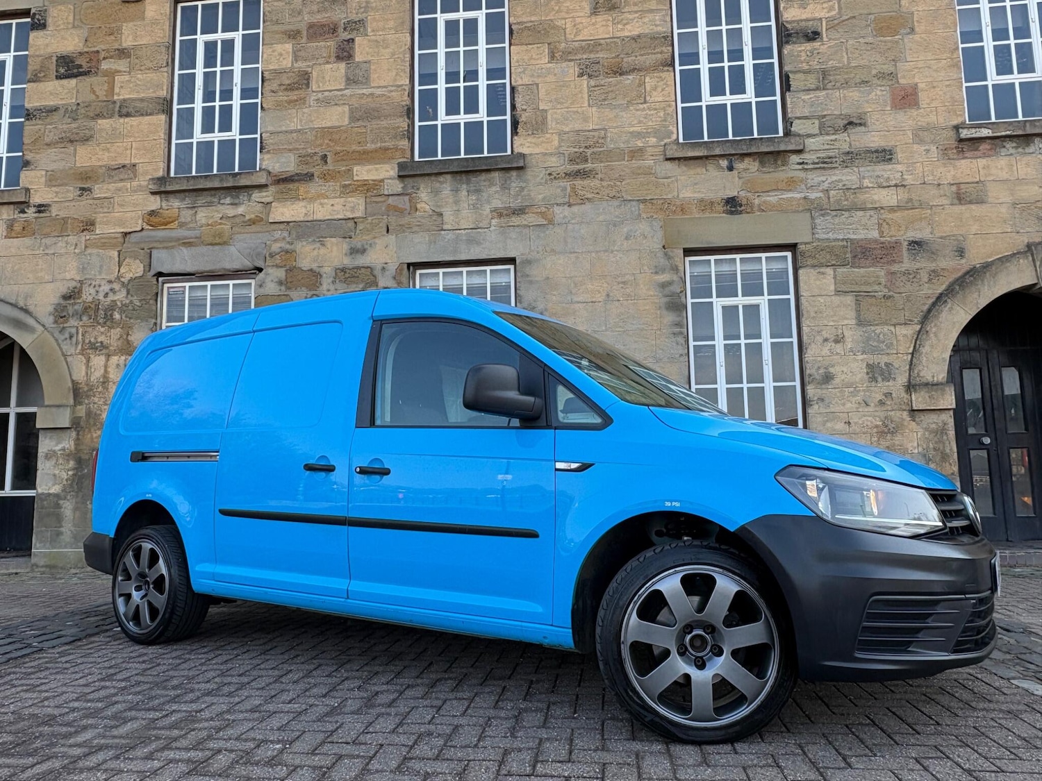 Used Volkswagen Caddy Maxi 2016 for sale - 77983047: Photo 9