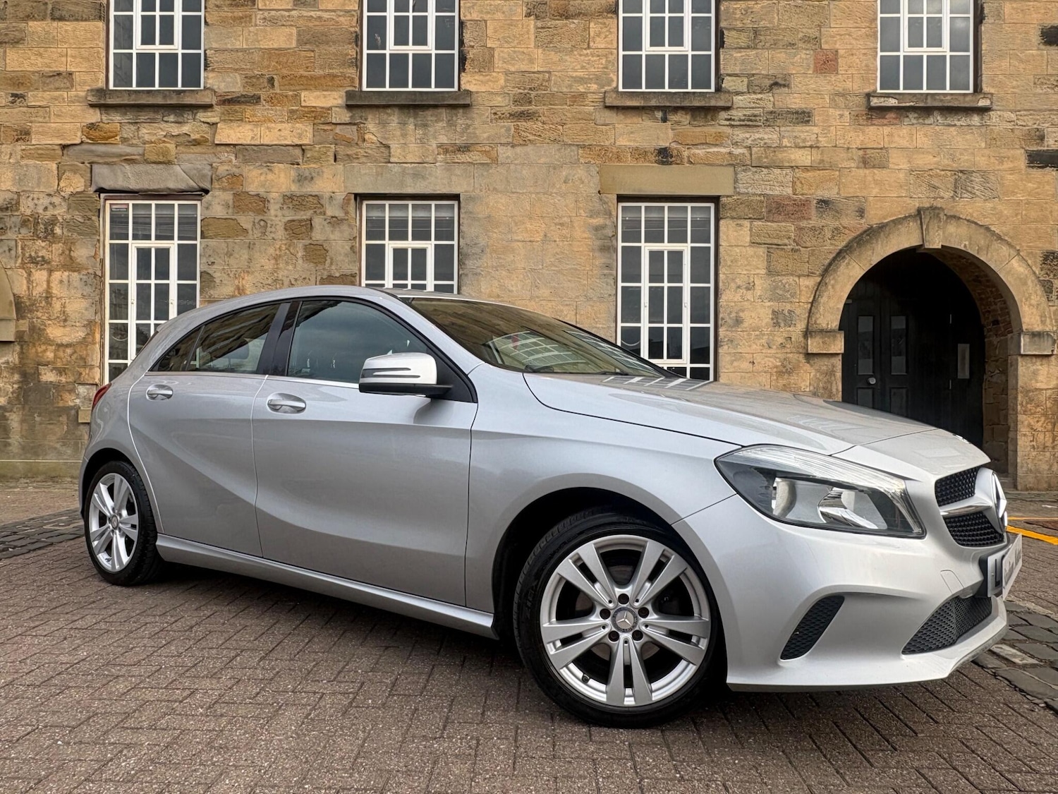 Used Mercedes-Benz A-Class 2017 for sale - 78059411: Photo 5