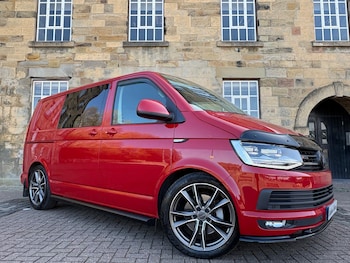 Used Volkswagen Transporter 2018 for sale - 78236011: Photo