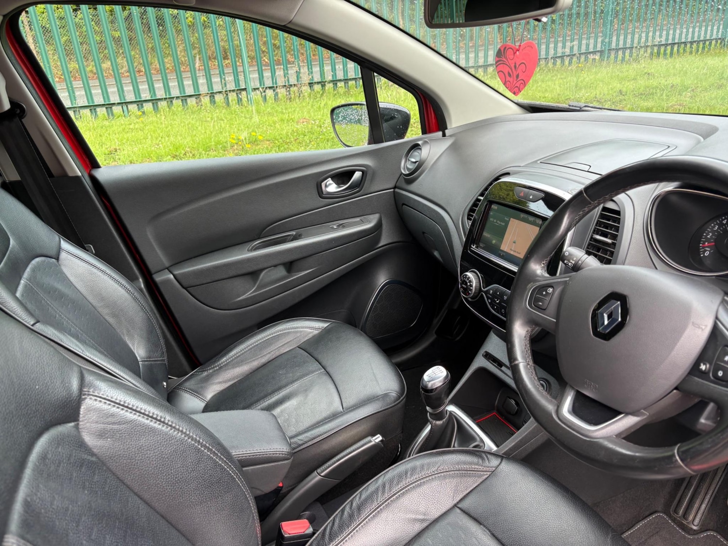 Used Renault Captur 2018 for sale - 77293550: Photo 29