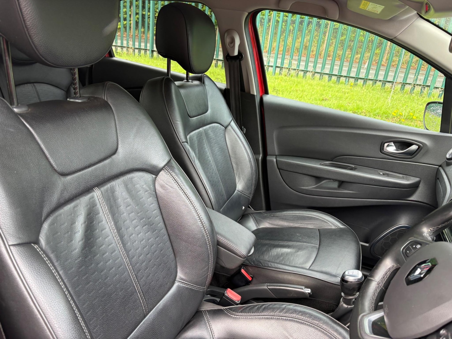 Used Renault Captur 2018 for sale - 77293550: Photo 31