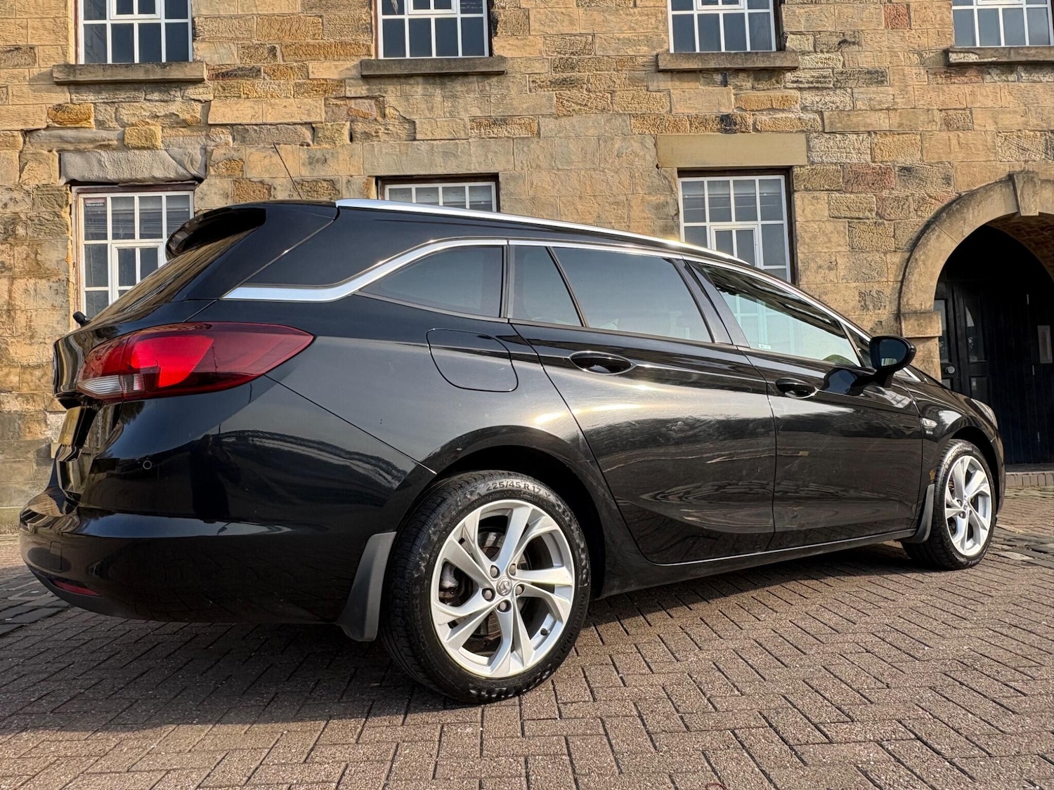 Used Vauxhall Astra 2017 for sale - 77971906: Photo 19