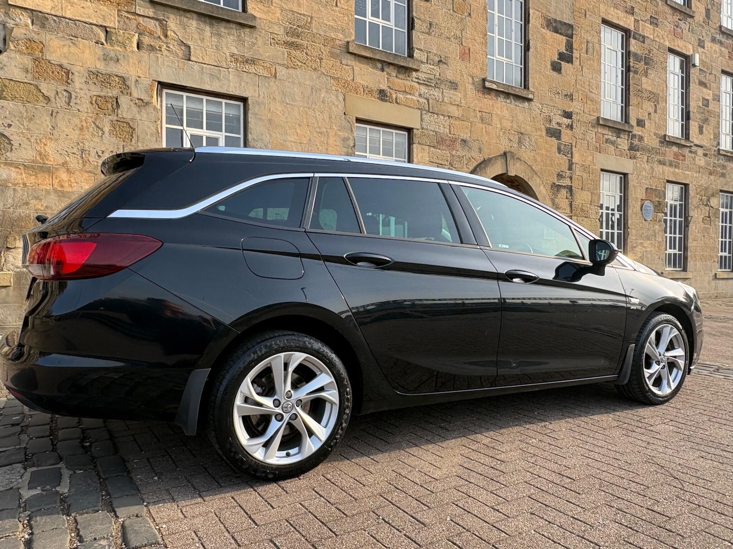 Used Vauxhall Astra 2017 for sale - 77971906: Photo 21