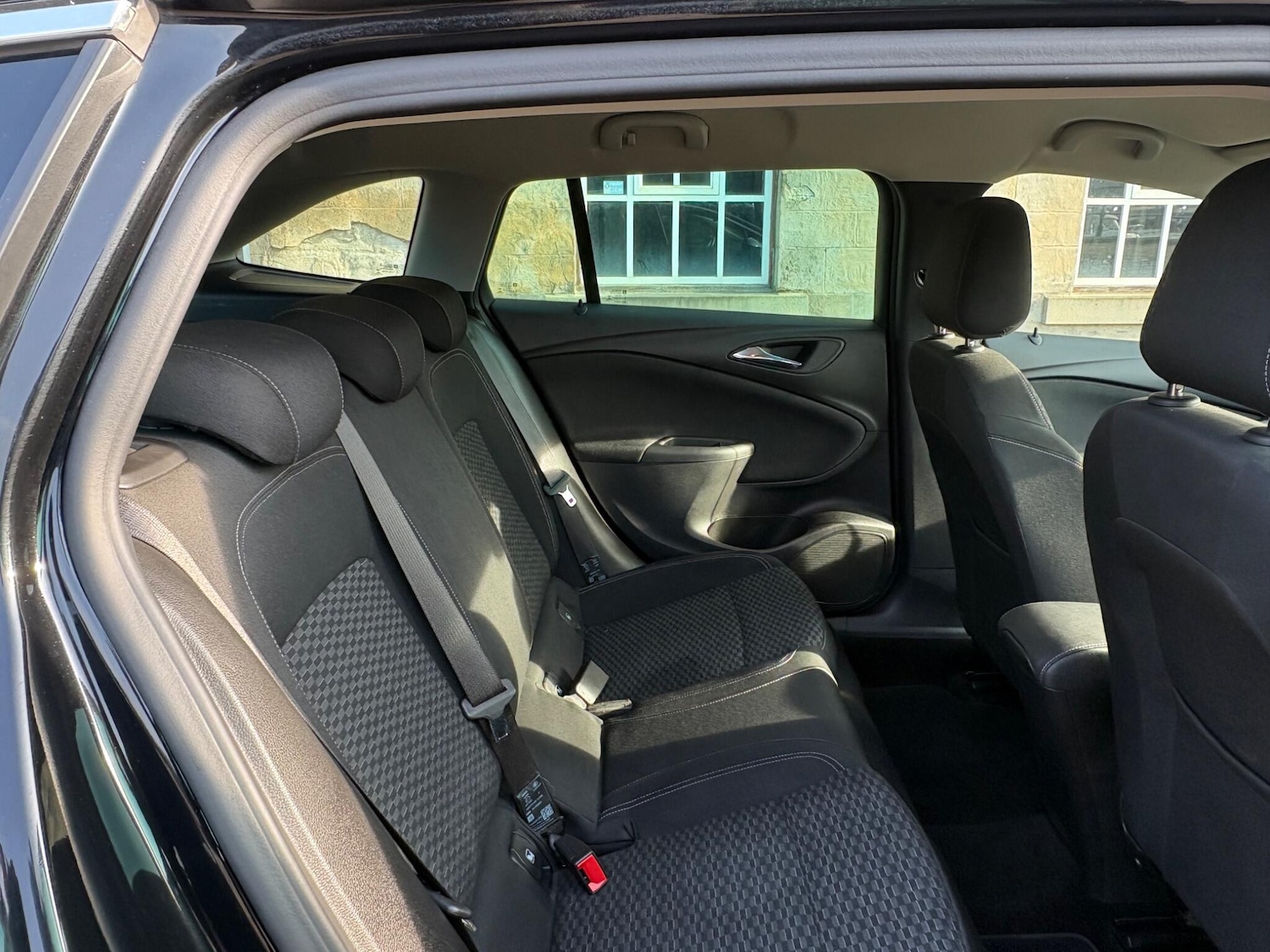 Used Vauxhall Astra 2017 for sale - 77971906: Photo 36