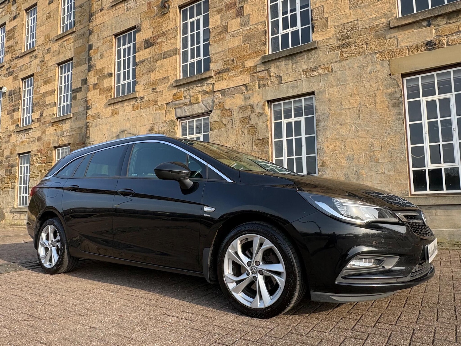 Used Vauxhall Astra 2017 for sale - 77971906: Photo 7