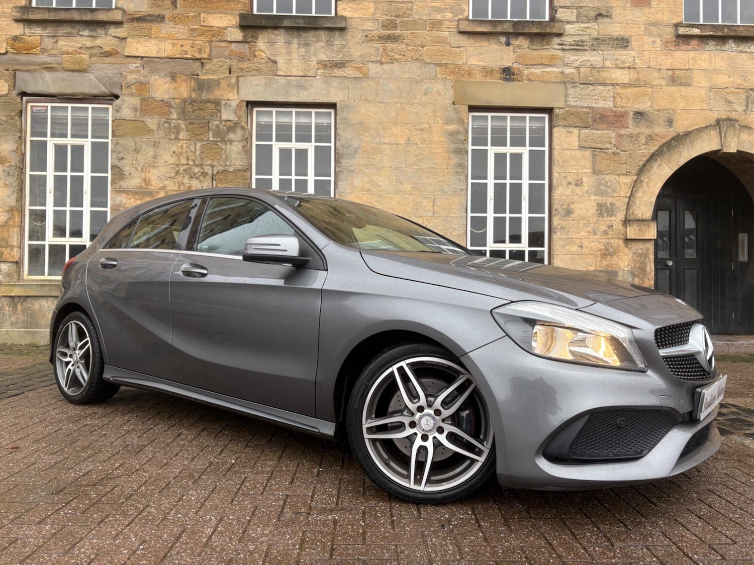 Used Mercedes-Benz A-Class 2017 for sale - 77365629: Photo 7