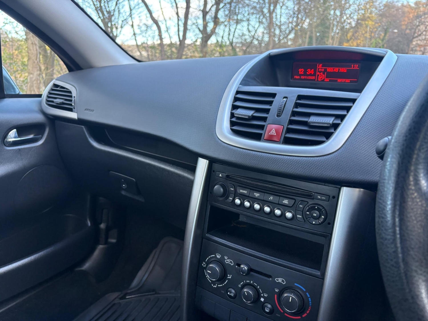 Used MINI Hatch 2015 for sale - 77256588: Photo 27