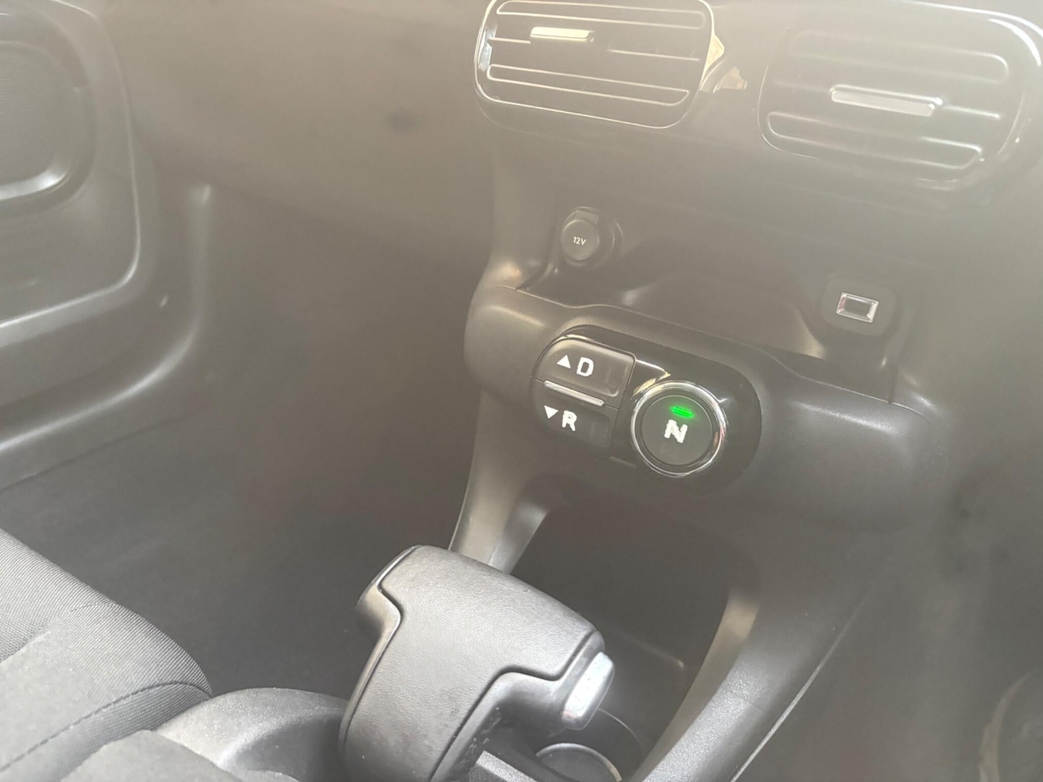 Used Citroen C4 Cactus 2015 for sale - 77627660: Photo 32