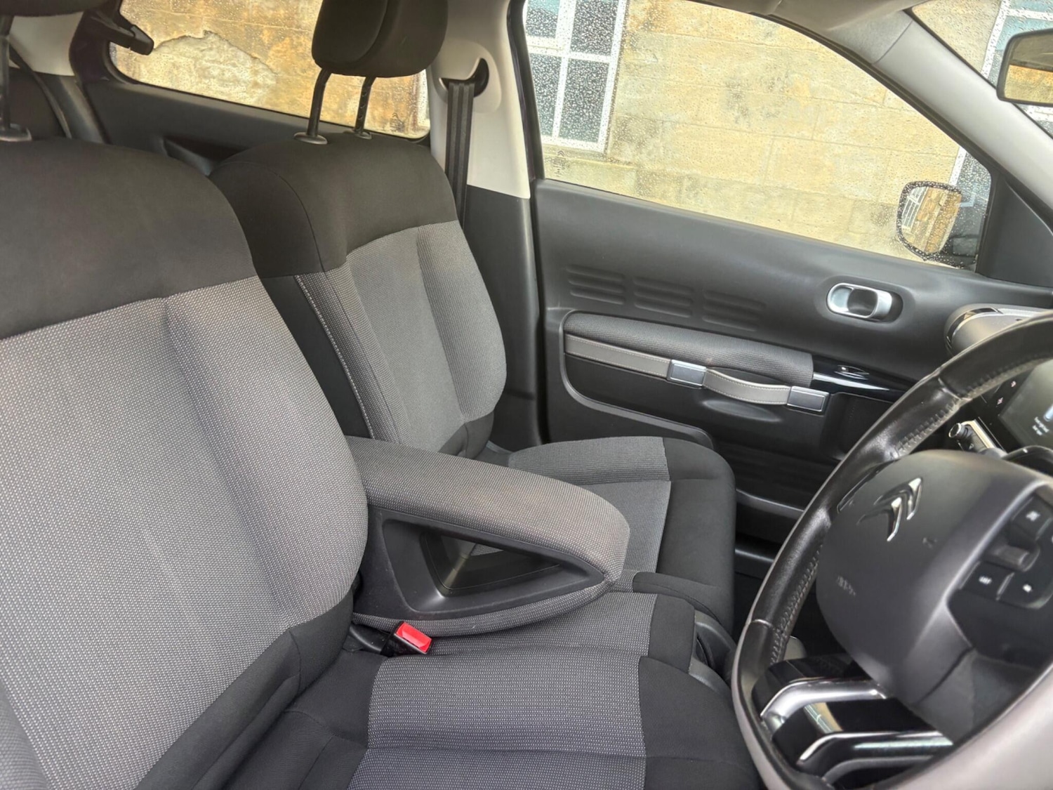 Used Citroen C4 Cactus 2015 for sale - 77627660: Photo 39