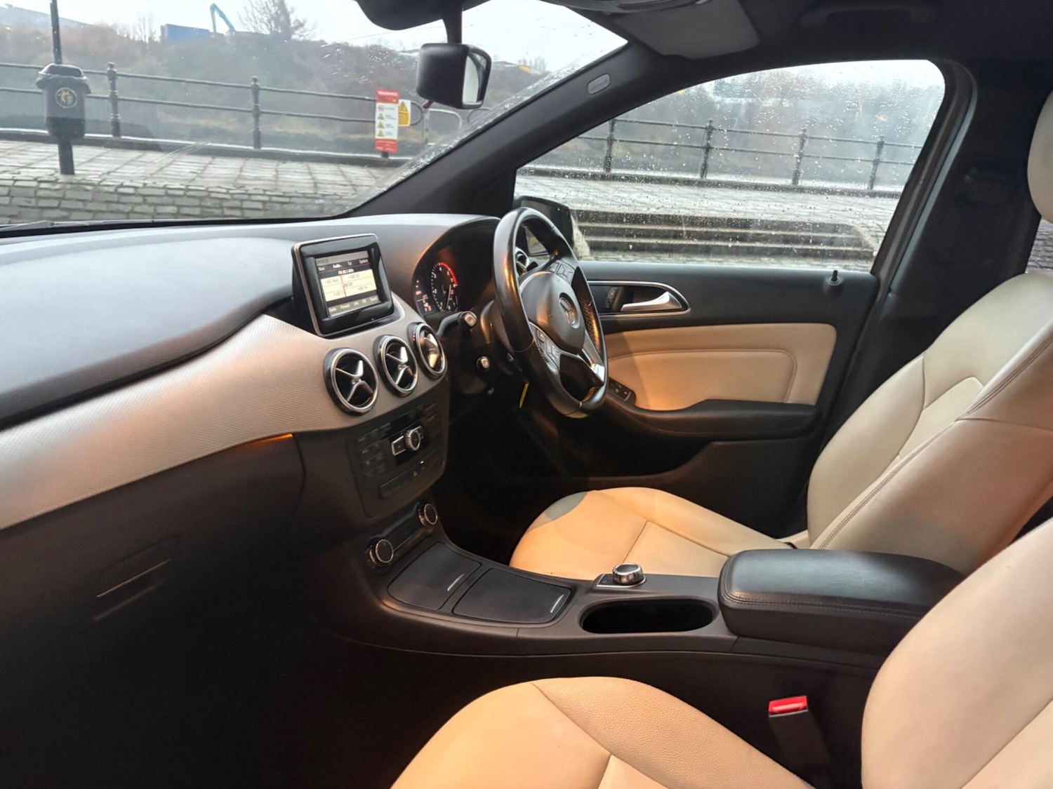 Used Mercedes-Benz B Class 2013 for sale - 77307790: Photo 37