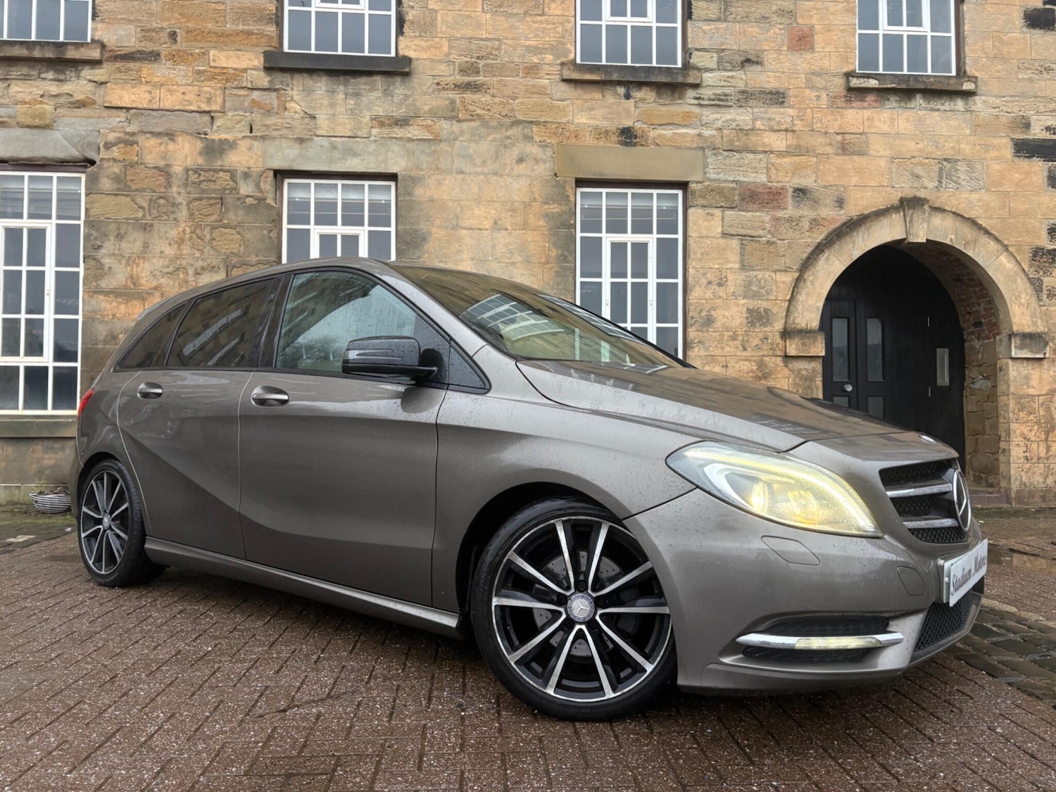 Used Mercedes-Benz B Class 2013 for sale - 77307790: Photo 5