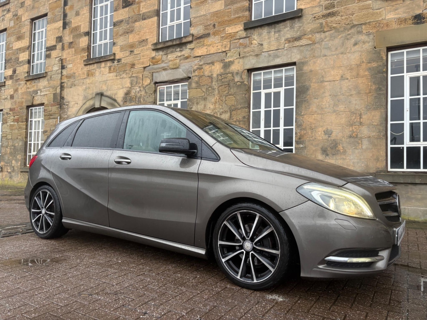 Used Mercedes-Benz B Class 2013 for sale - 77307790: Photo 8