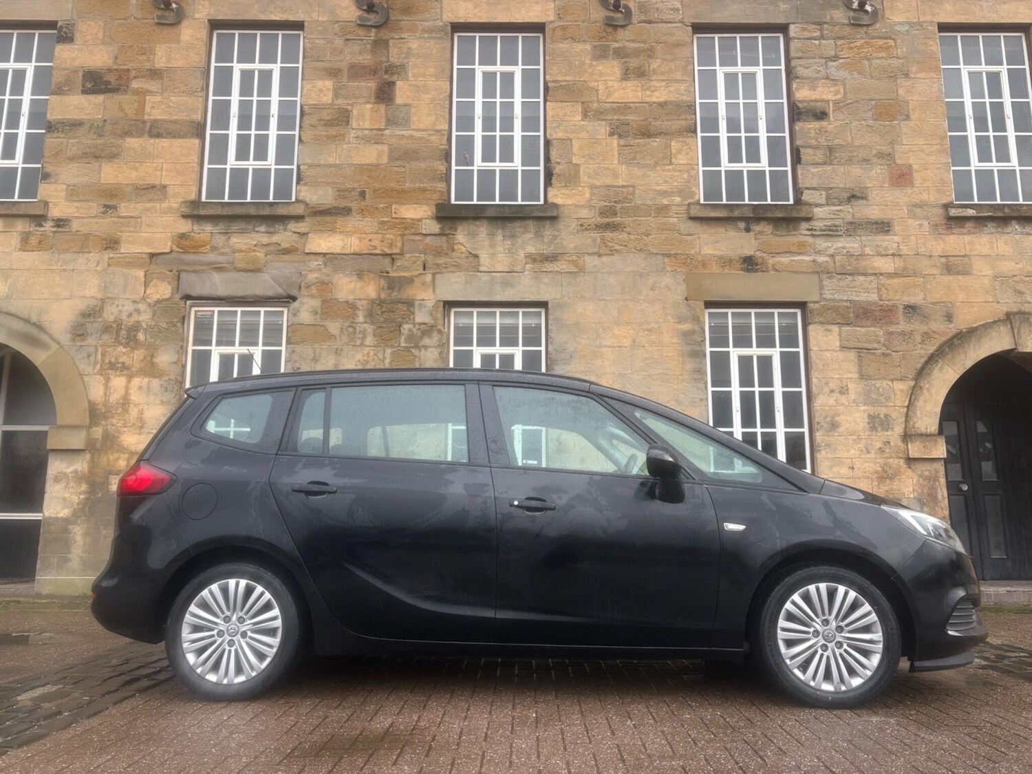 Used Vauxhall Zafira 2017 for sale - 77786321: Photo 10