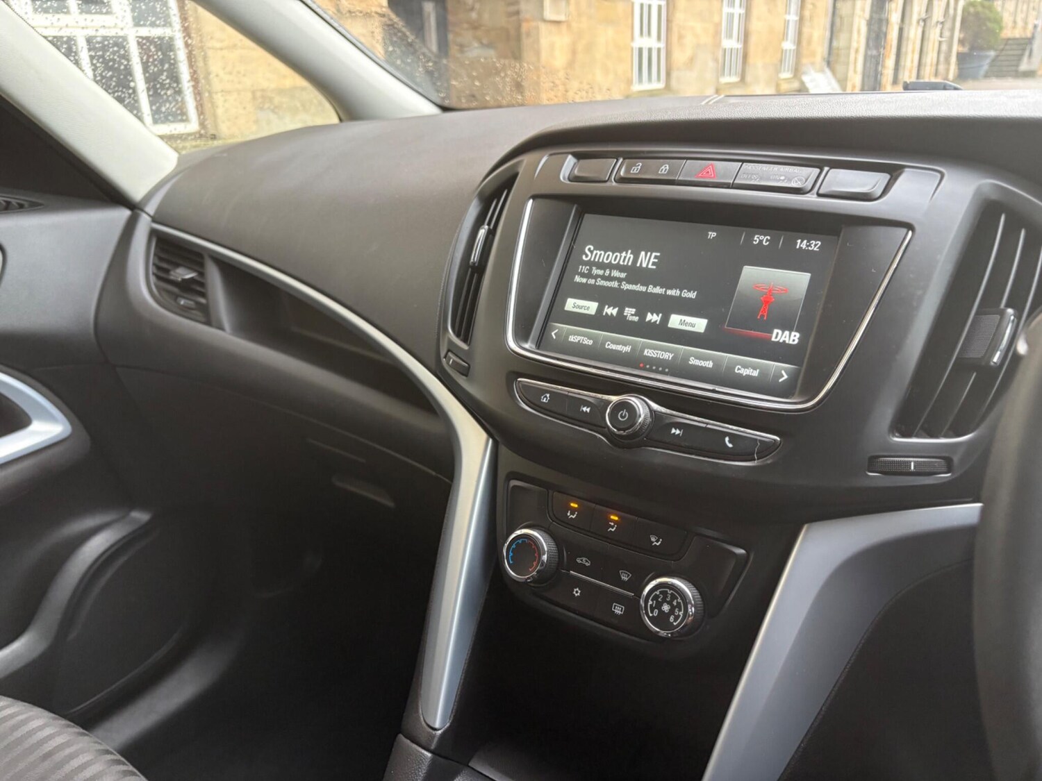 Used Vauxhall Zafira 2017 for sale - 77786321: Photo 27