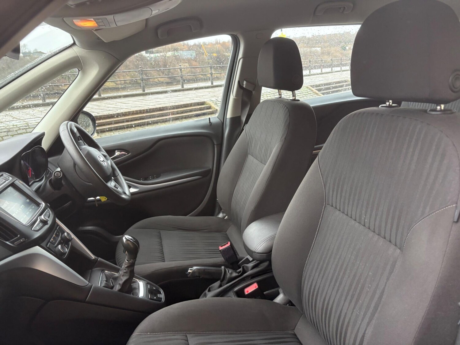 Used Vauxhall Zafira 2017 for sale - 77786321: Photo 38