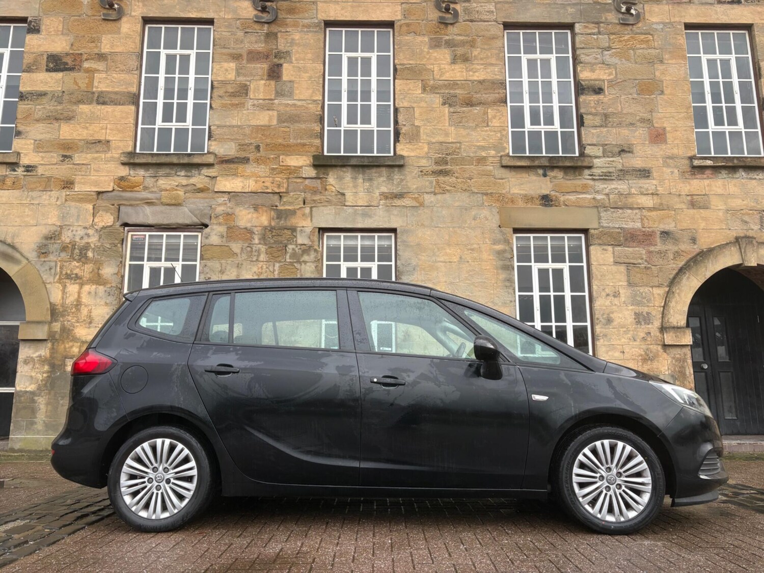 Used Vauxhall Zafira 2017 for sale - 77786321: Photo 8