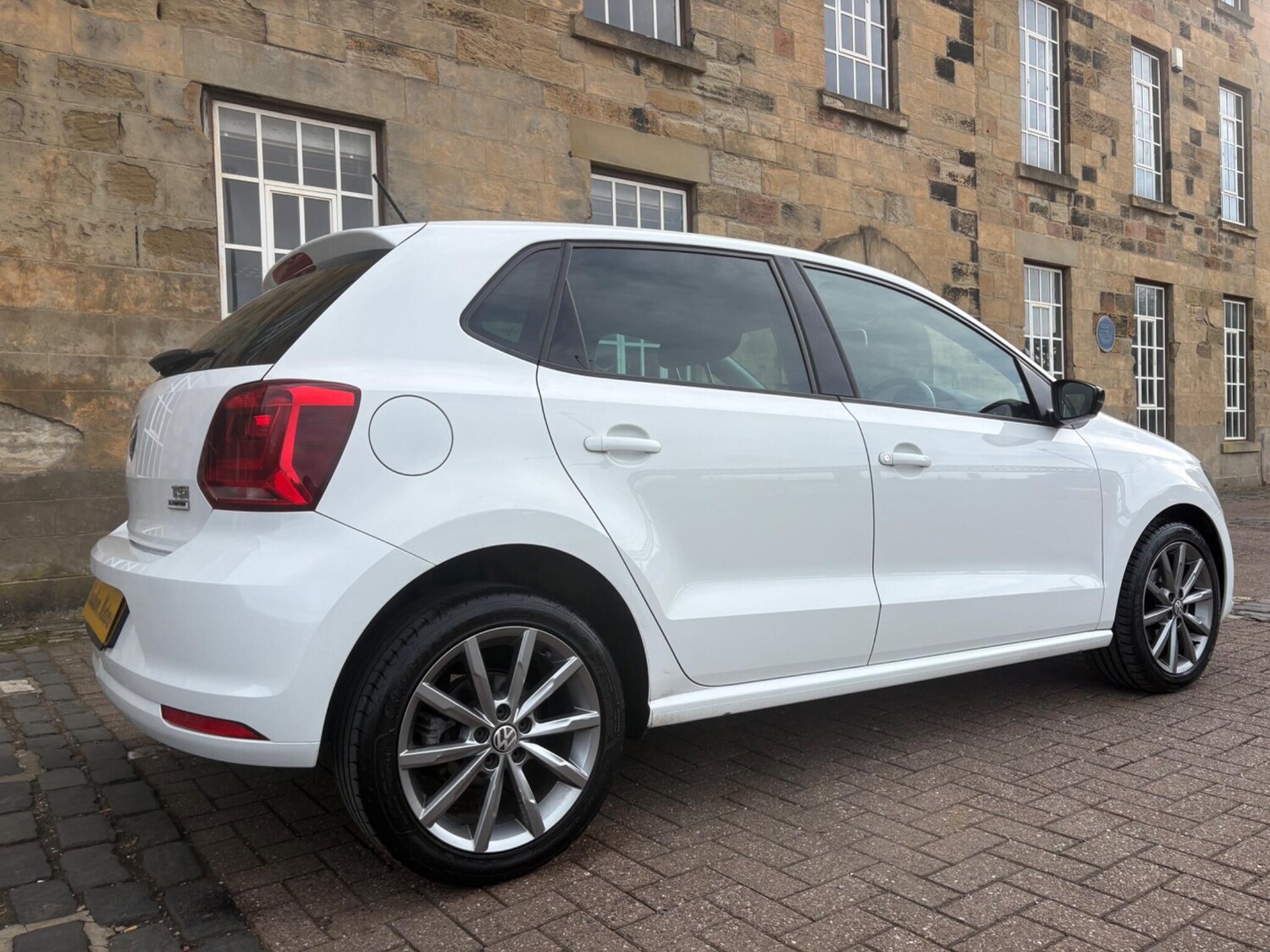 Used Volkswagen Polo 2015 for sale - 77648230: Photo 16