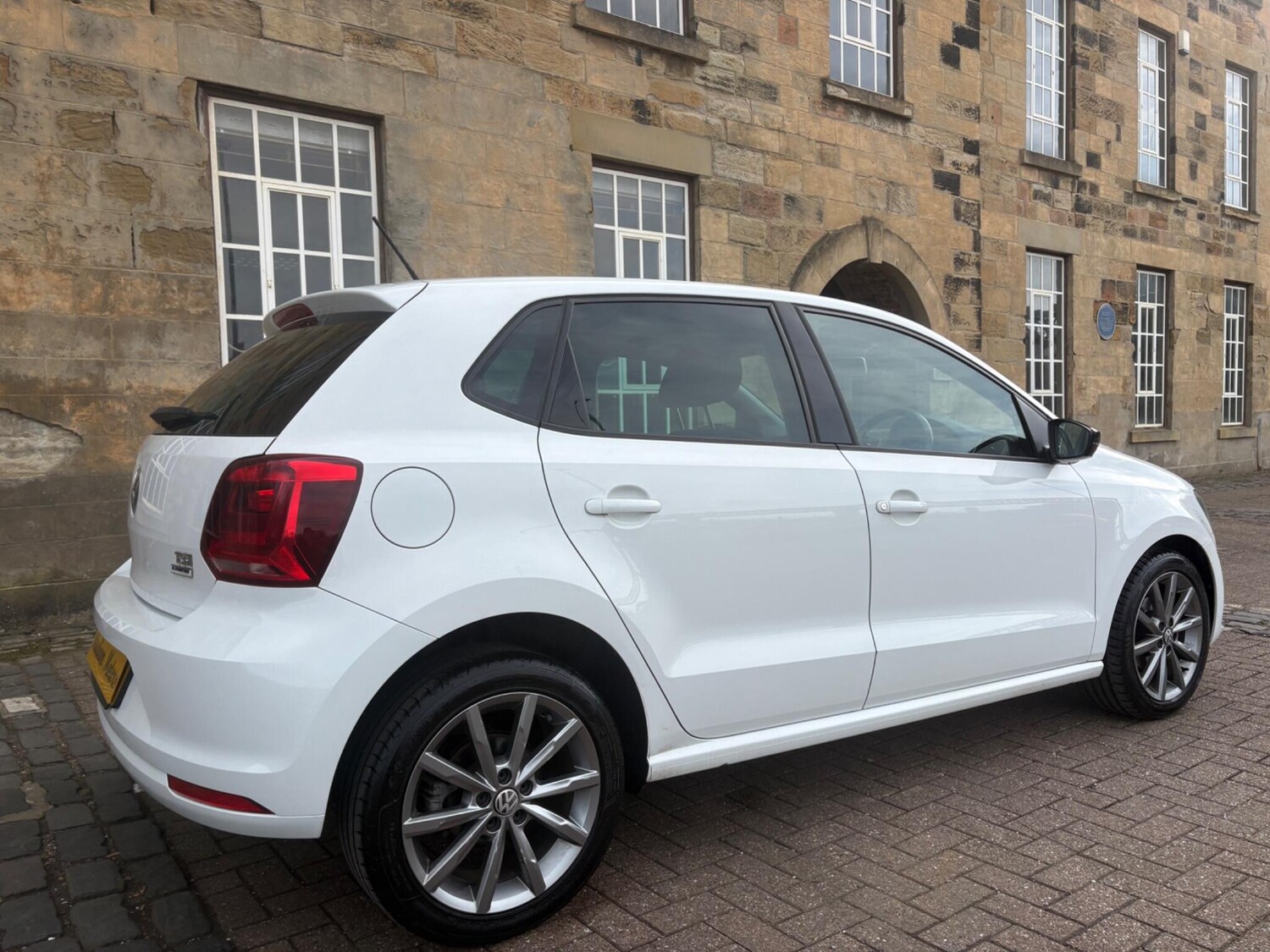 Used Volkswagen Polo 2015 for sale - 77648230: Photo 18