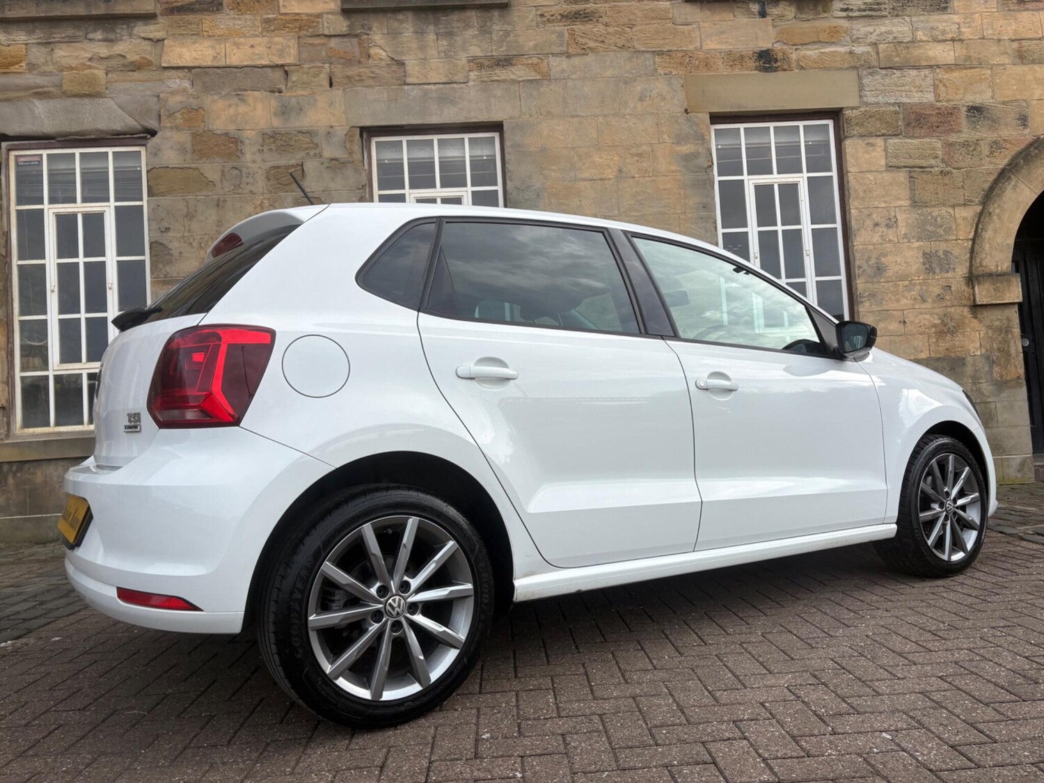 Used Volkswagen Polo 2015 for sale - 77648230: Photo 20