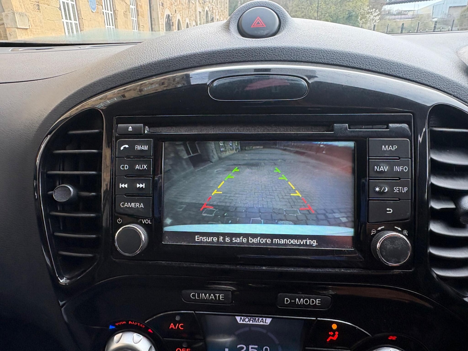 Used Nissan Juke 2014 for sale - 77960067: Photo 35