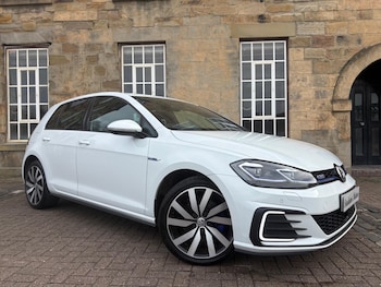 Used Volkswagen Golf 2018 for sale - 77648219: Photo