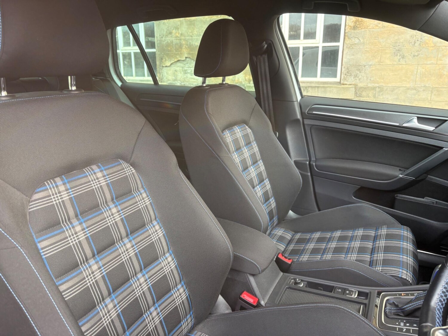 Used Volkswagen Golf 2018 for sale - 77648219: Photo 30