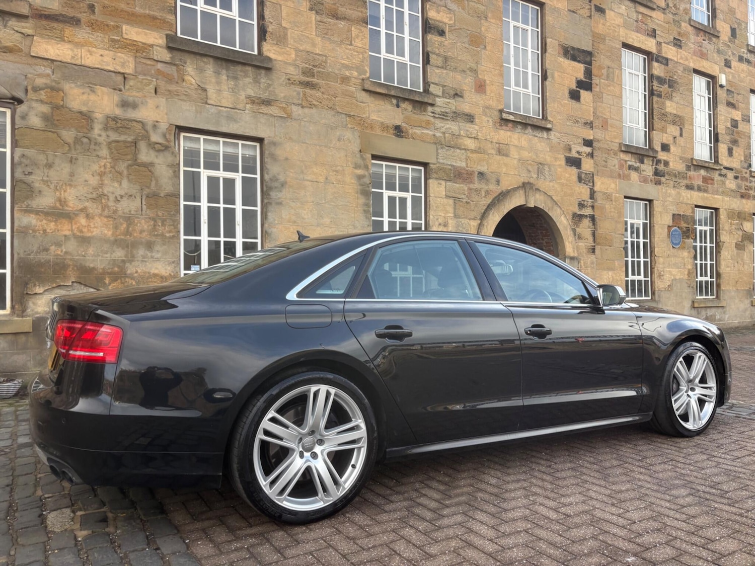 Used Audi S8 2013 for sale - 77698356: Photo 22
