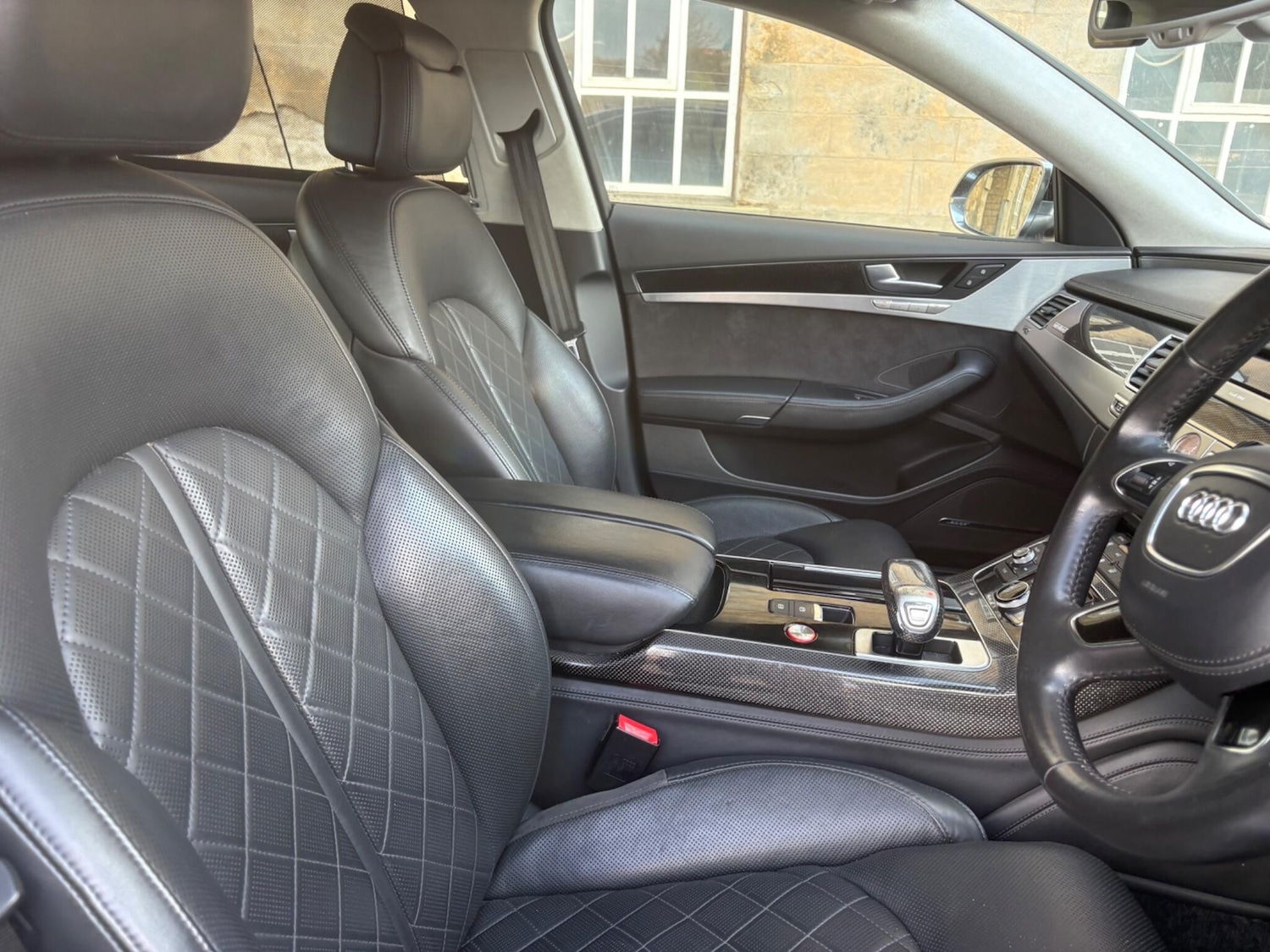 Used Audi S8 2013 for sale - 77698356: Photo 33