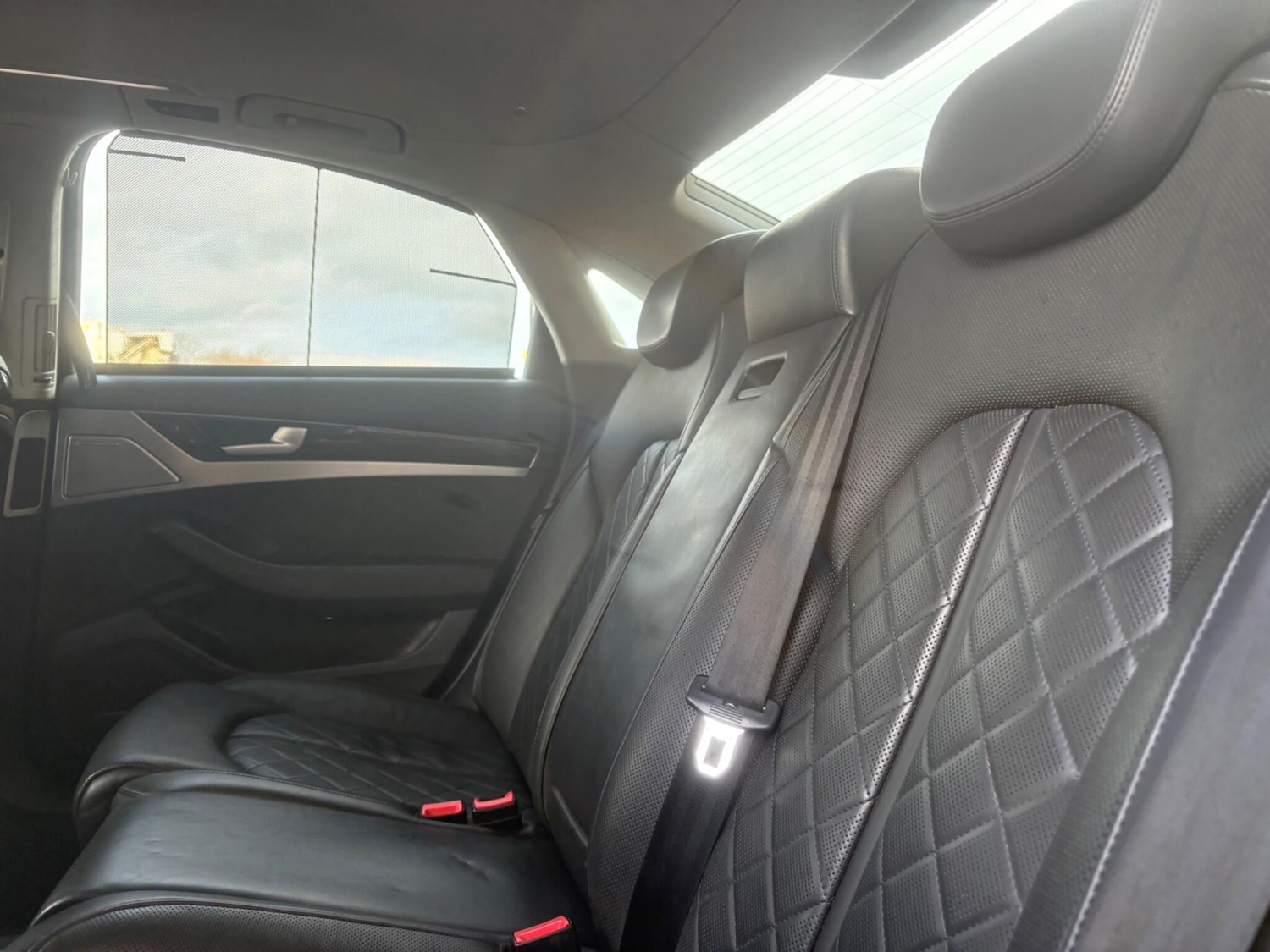 Used Audi S8 2013 for sale - 77698356: Photo 36