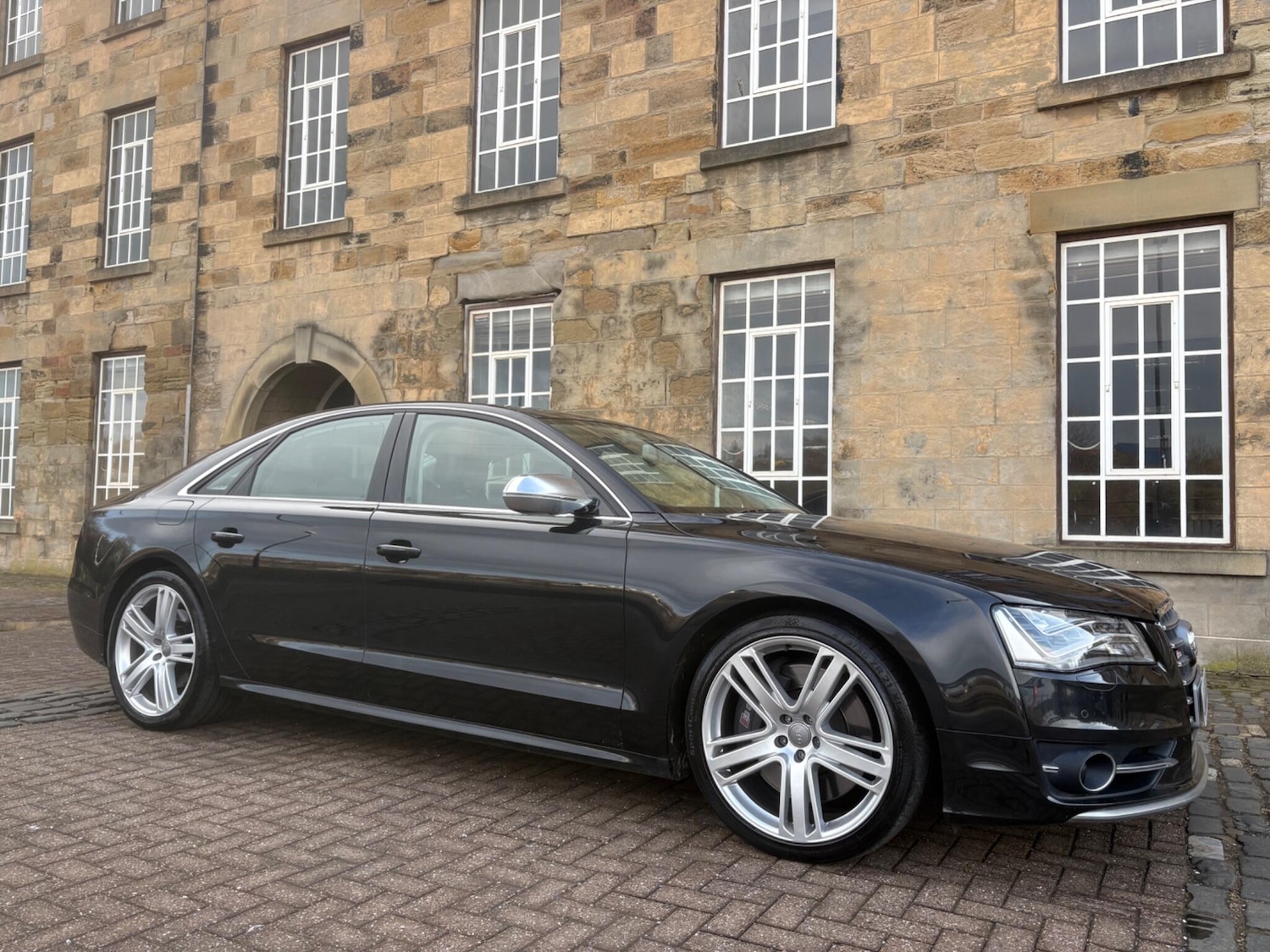 Used Audi S8 2013 for sale - 77698356: Photo 8
