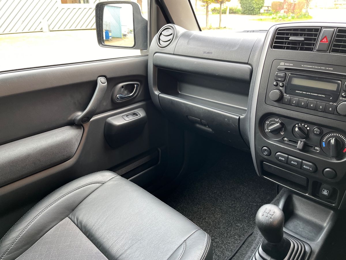 Used Suzuki Jimny 2009 for sale - 77884722: Photo 15