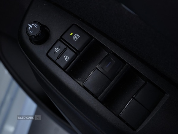 Used Mazda Mazda2 HYBRID 2022 for sale - 76433587: Photo 12