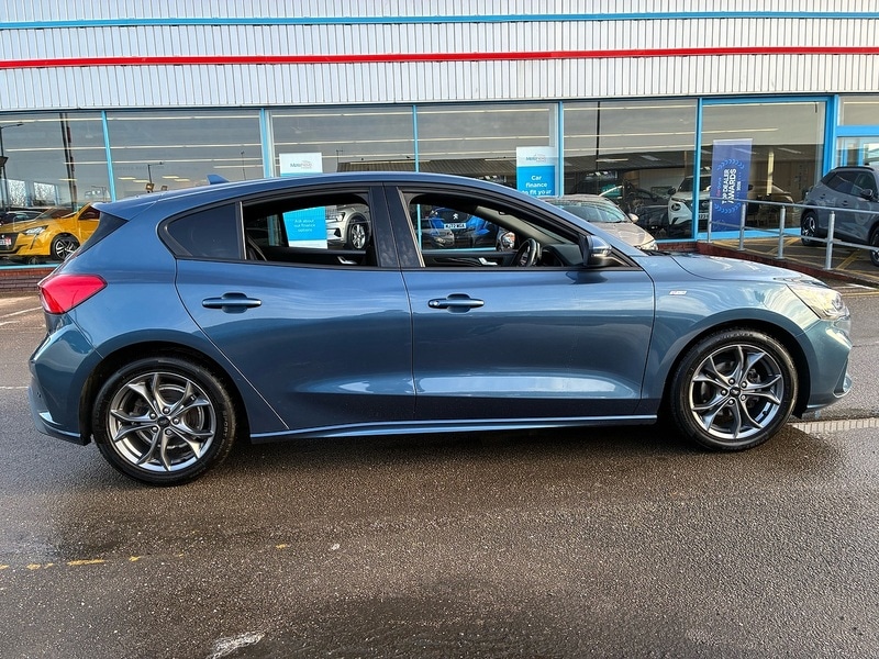 Used Ford Focus for sale - 77902471: Photo 11