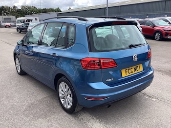 Used Volkswagen Golf SV 2016 for sale - 78908958: Photo