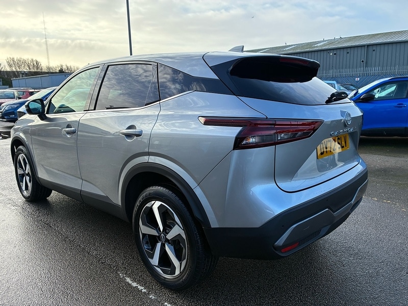 Used Nissan Qashqai for sale - 77902358: Photo 2