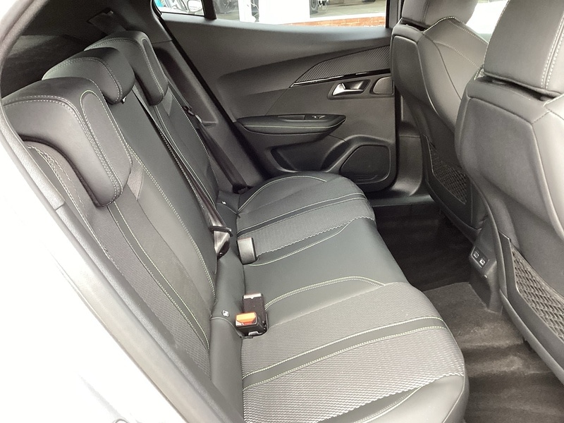 Used Peugeot 2008 2025 for sale - 78045170: Photo 12