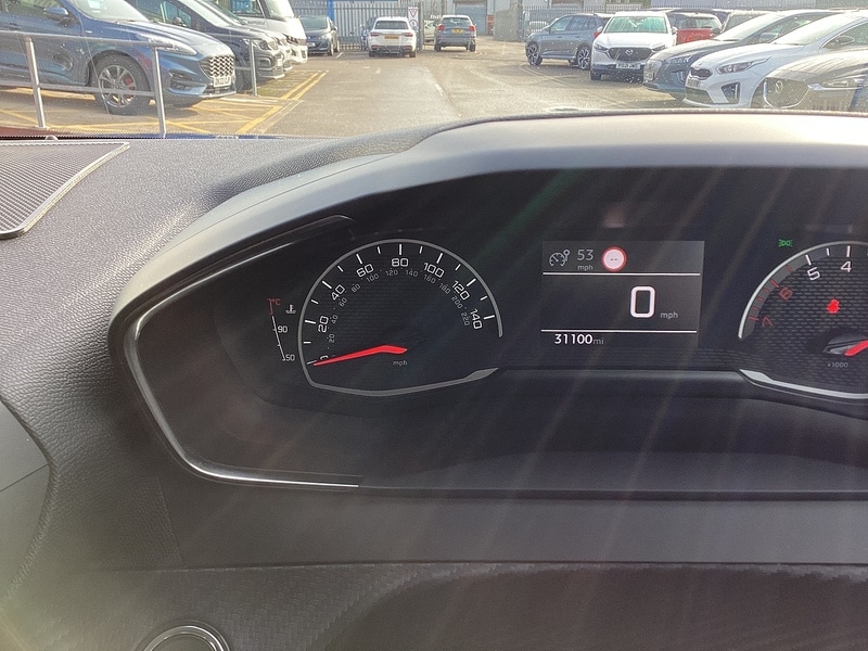 Used Peugeot 2008 for sale - 77902452: Photo 8
