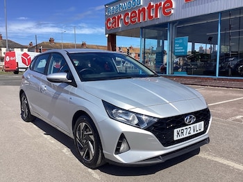Used Hyundai i20 2023 for sale - 78734333: Photo