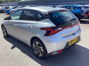 Used Hyundai i20 2023 for sale - 78734333: Photo
