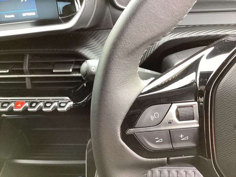 Used Peugeot 2008 2022 for sale - 77902477: Photo 18