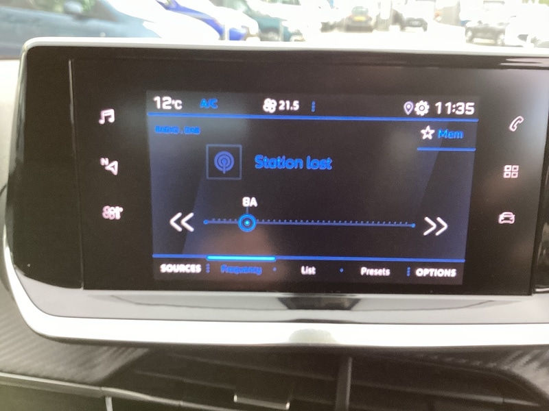 Used Peugeot 2008 2022 for sale - 77902477: Photo 8