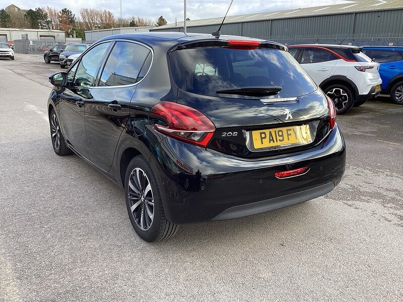 Used Peugeot 208 2019 for sale - 77902409: Photo 6