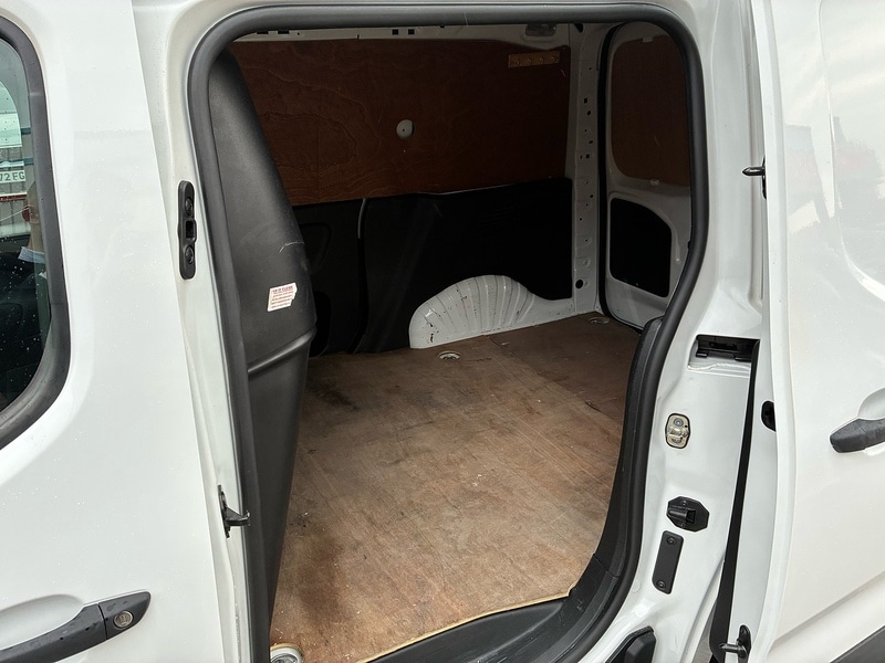 Used Vauxhall Combo for sale - 77902402: Photo 16