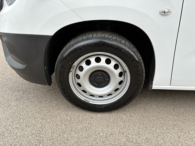 Used Vauxhall Combo for sale - 77902402: Photo 25