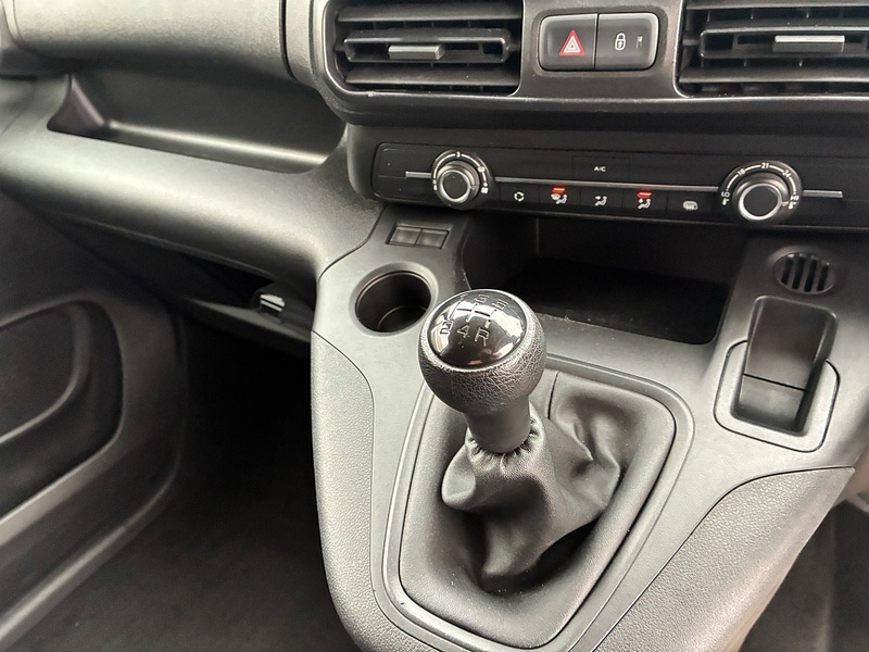 Used Vauxhall Combo for sale - 77902402: Photo 7