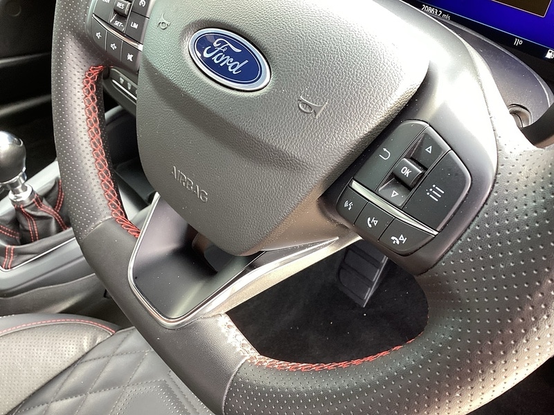 Used Ford Focus 2022 for sale - 77902353: Photo 7