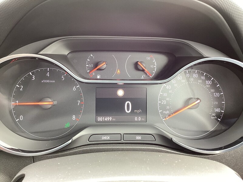 Used Vauxhall Crossland 2023 for sale - 77902403: Photo 9