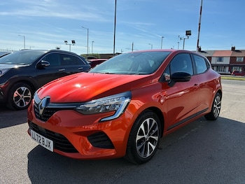Used Renault Clio 2022 for sale - 78709827: Photo