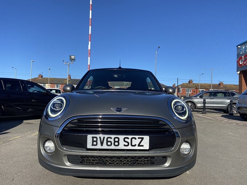 Used MINI Convertible 2018 for sale - 77902429: Photo 12